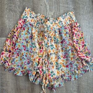 Angie Multicolor Floral Patterned Shorts